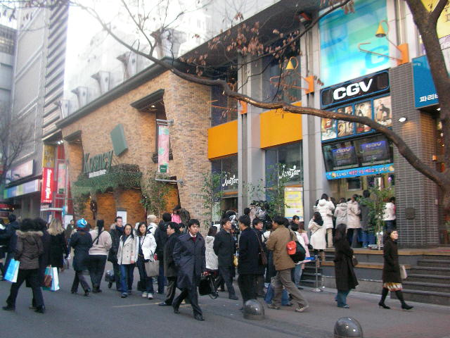 2006年正月のミョンドン地区の写真