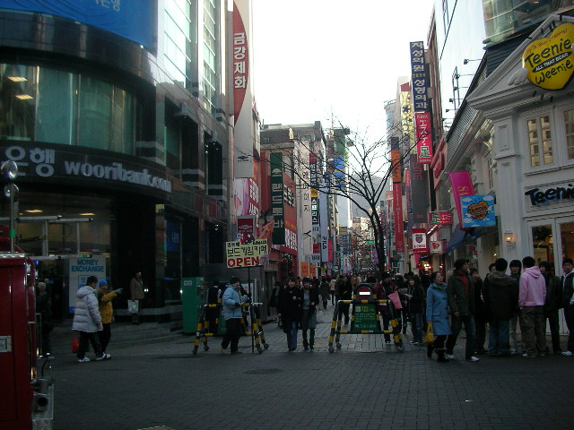 2006年正月のミョンドン地区の写真